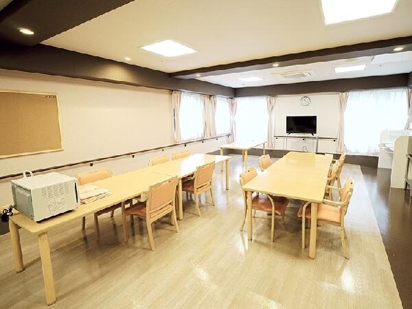 ケアパークヴィラ湘南石川（常勤）の介護福祉士求人メイン写真3