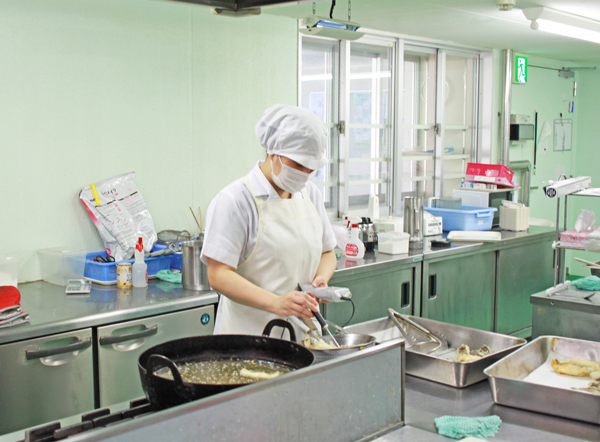 介護老人保健施設 エスポワール松戸（パート）の調理補助求人の写真