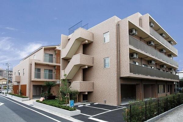 介護付有料老人ホーム ニチイホーム江戸川（常勤）の看護師求人メイン写真2