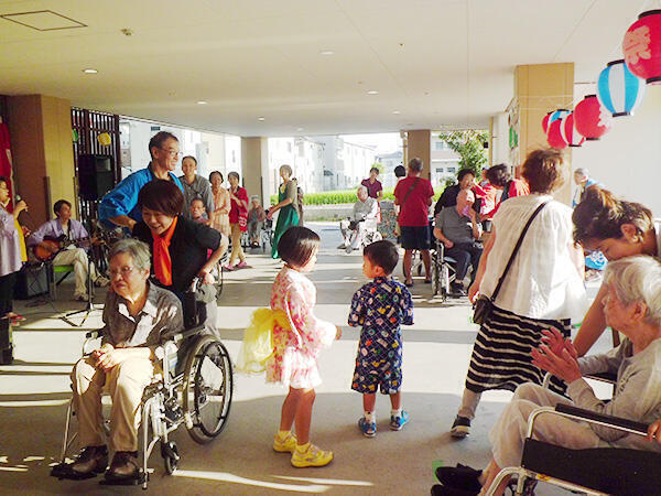 特別養護老人ホーム サンサリテ大東（常勤）のケアマネジャー求人メイン写真3