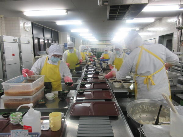 一般財団法人信貴山病院分院 上野病院（パート）の調理師/調理員求人メイン写真2