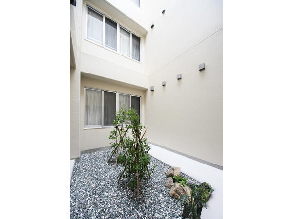 ロイヤルレジデンス上平公園(夜勤専従パート)の介護福祉士求人サブ写真1