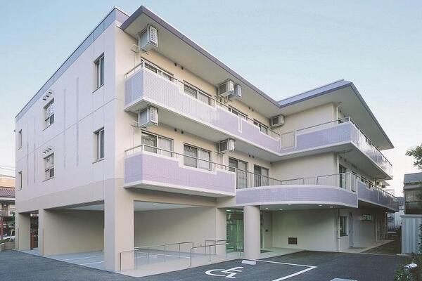 介護付有料老人ホーム ニチイホーム杉並堀ノ内（常勤）の看護師求人メイン写真2