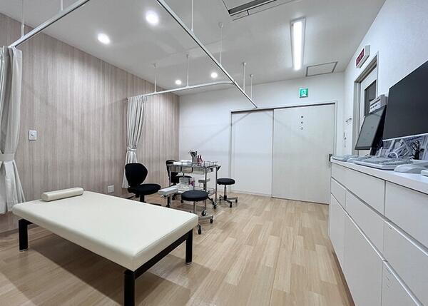 かものみや整形外科（常勤）の柔道整復師求人メイン写真4