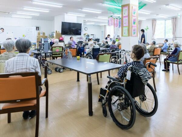 サービス付き高齢者向け住宅 エーデルワイス味鋺（常勤）の介護職求人メイン写真3