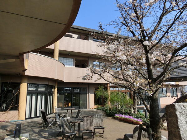 特別養護老人ホームむさしの（生活相談員/常勤）の介護福祉士求人の写真