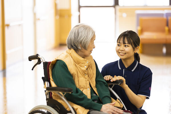 特別養護老人ホーム いずみえん（常勤）の介護福祉士求人メイン写真3