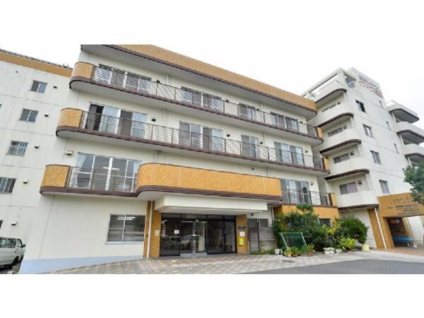 老人保健施設 笠岡すみれ苑（パート）の介護福祉士求人の写真