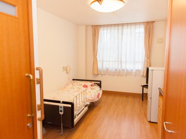 介護付き有料老人ホーム こころ十一屋（常勤）の看護師求人メイン写真2