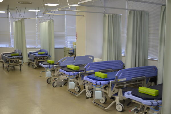 平塚胃腸クリニック（パート）の臨床検査技師求人メイン写真3