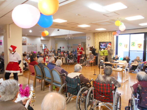 特別養護老人ホーム 篠山すみれ園（パート）の介護福祉士求人サブ写真1