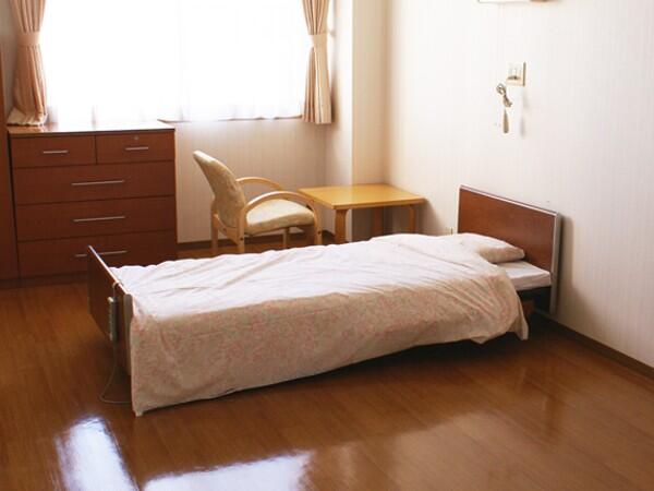 有料老人ホーム　エスケア半田の介護職求人メイン写真3