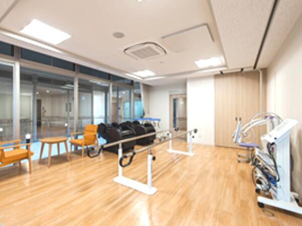 介護付有料老人ホーム東姫路（パート）の介護福祉士求人メイン写真4