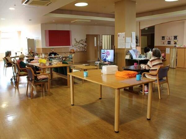 特別養護老人ホームサンシャインプラザ（常勤）の介護職求人メイン写真5