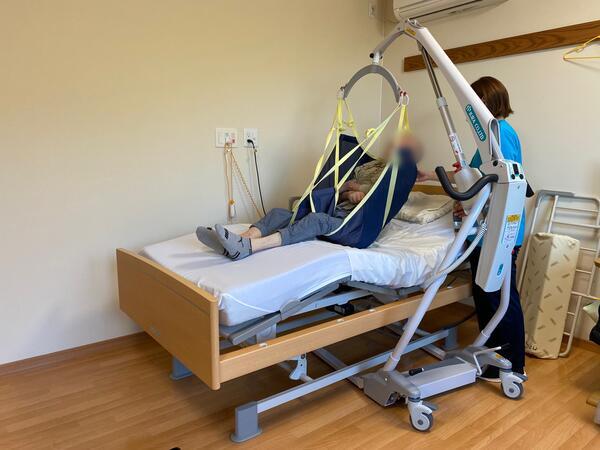 介護付き有料老人ホーム コリーナ小方（常勤）の介護福祉士求人メイン写真2