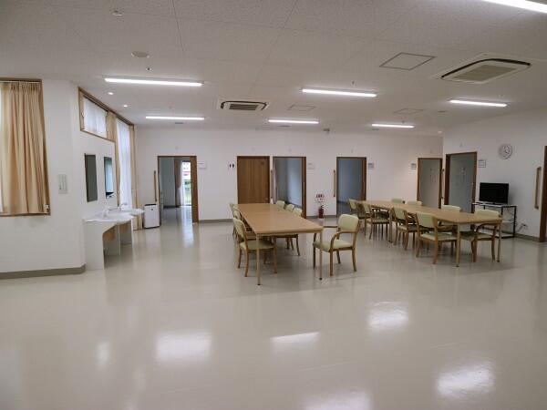 特別養護老人ホーム 薬師の園（常勤）の介護職求人メイン写真4