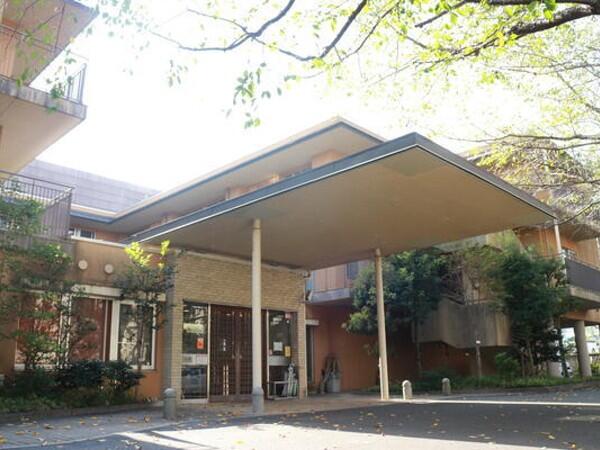 特別養護老人ホーム ちょうふ花園（常勤）の介護福祉士求人の写真