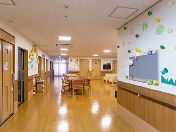 介護老人保健施設大和三山（パート）の介護福祉士求人メイン写真2