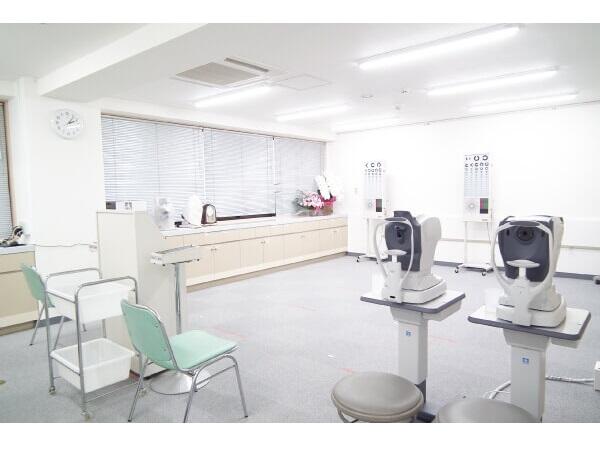 三鷹通り眼科（受付兼診療補助 / パート）の医療事務求人メイン写真2