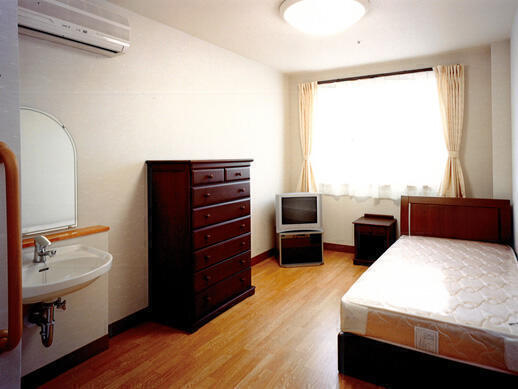 介護付き有料老人ホーム ベルデかの里（常勤）の介護福祉士求人メイン写真4