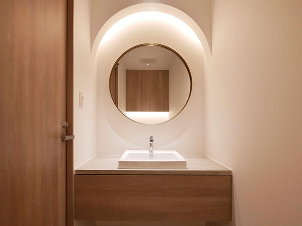 美容外科・形成外科ビスポーククリニック東京院（パート）の看護師求人メイン写真4