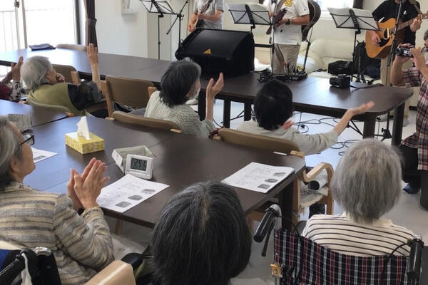 LIG HOUSE（夜勤専従/パート）の介護職求人の写真