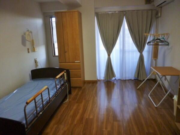 介護付き有料老人ホーム アイポケット亀山（常勤）の介護職求人メイン写真2