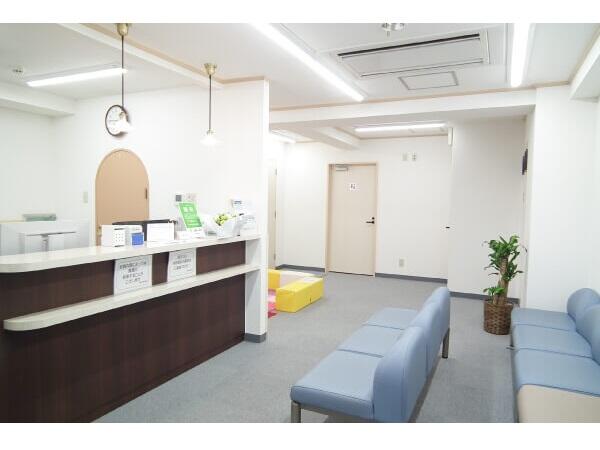 三鷹通り眼科（受付兼診療補助 / パート）の医療事務求人の写真