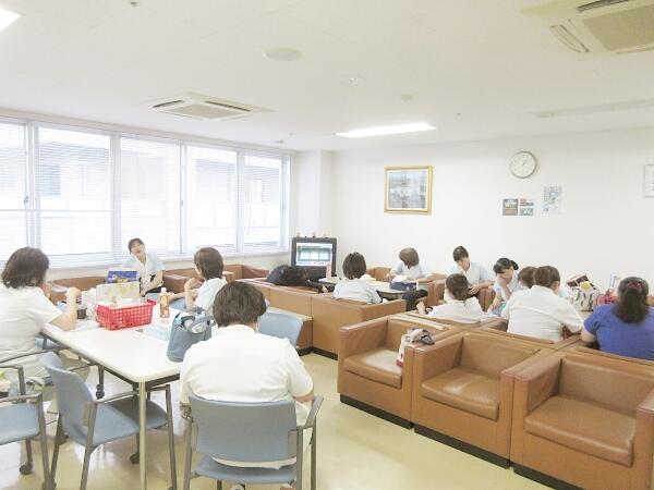 柿生記念病院（常勤）の介護職求人メイン写真3