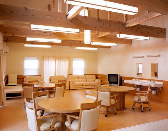 えくせれんと鴨島（正社員）の介護職求人メイン写真2