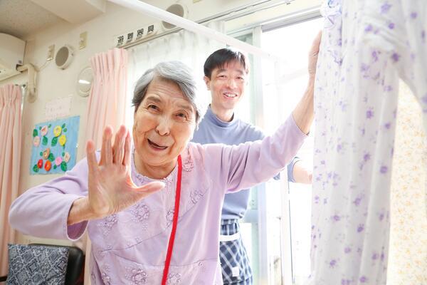 グループホーム東山ハウス（夜勤専従）の介護職求人メイン写真3