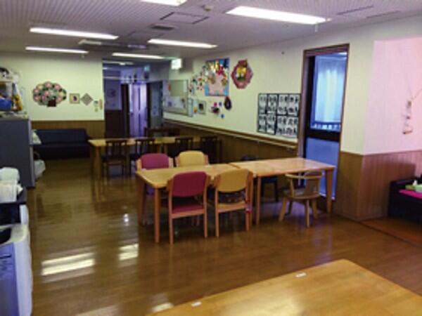 介護付き有料老人ホーム ケアホーム桧原（常勤）の介護職求人メイン写真2