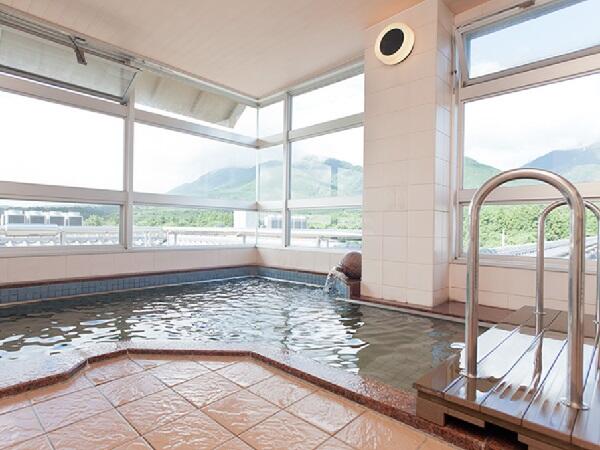 湯の山介護老人保健施設（常勤）の介護福祉士求人メイン写真2