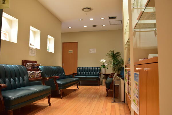 オペラシティクリニック（パート）の看護師求人メイン写真2