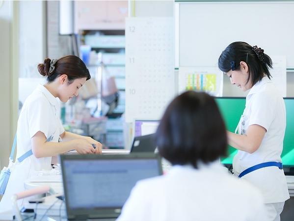 柏市立柏病院（常勤） の看護助手求人メイン写真2