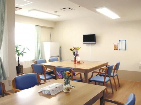 介護付き有料老人ホーム　シルバーヒルズるくる（準職員/常勤）の介護職求人メイン写真2