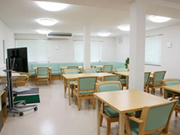 サービス付き高齢者向け住宅　コミュニティホームあんり吹田（常勤）の介護福祉士求人メイン写真5