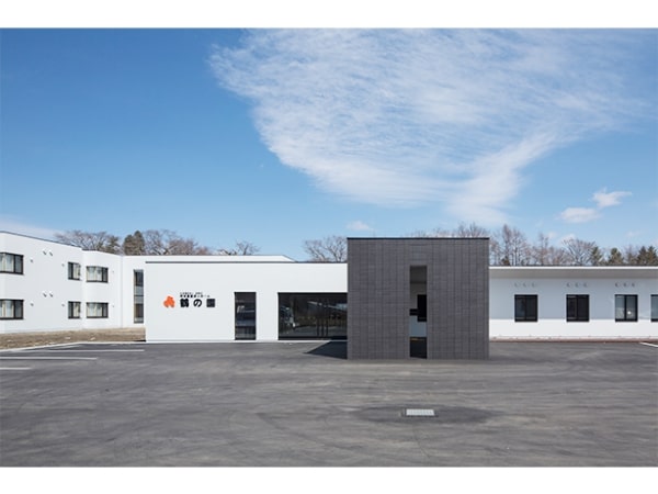 特別養護老人ホーム鶴の園（特定正職員）のケアマネジャー求人メイン写真2