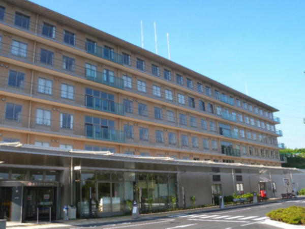 新百合ヶ丘総合病院（病院内環境整備スタッフ/正社員）の清掃員求人メイン写真1