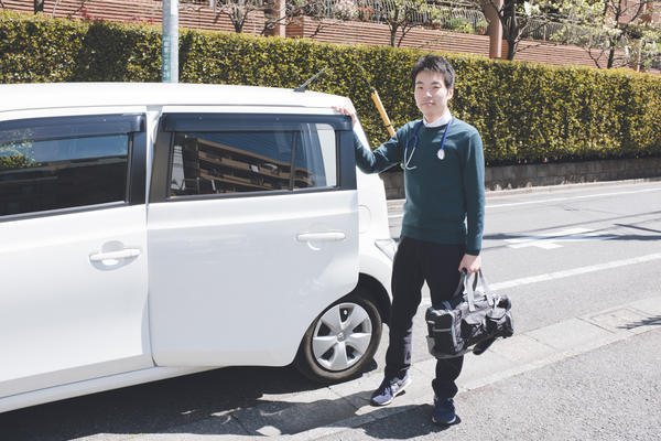 こころとからだの訪問クリニック（パート）の送迎ドライバー求人サブ写真1