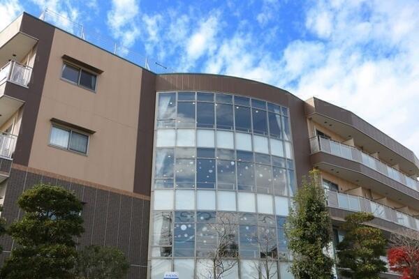 サービス付き高齢者向け住宅 夢眠しき(パート)の理学療法士求人の写真