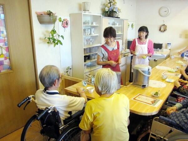 特別養護老人ホーム　なすの苑（準職員）の介護職求人メイン写真4