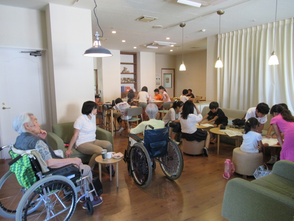 特別養護老人ホーム羽衣の園（常勤）のケアマネジャー求人サブ写真2