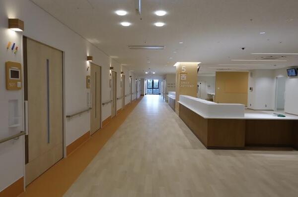 岡波総合病院（常勤）の介護職求人メイン写真2