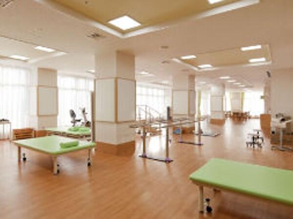 介護老人保健施設　みどりの丘（常勤）の看護師求人メイン写真3