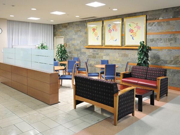 介護老人保健施設　多摩すずらん（常勤）の看護師求人メイン写真4