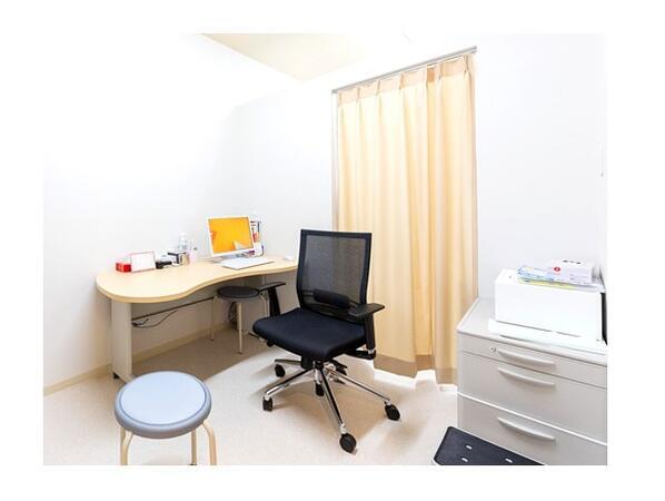 樹のひかり形成外科・皮ふ科（受付カウンセラー / 常勤）の医療事務求人サブ写真1