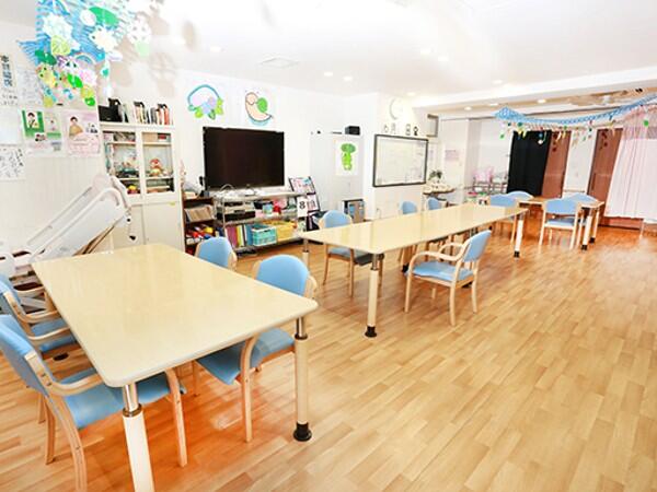 住宅型有料老人ホーム 森小路スマイルガーデン（常勤）の介護職求人メイン写真3