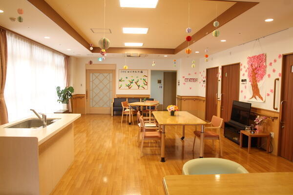 特別養護老人ホーム さかどロイヤルの園（常勤）の介護職求人メイン写真3