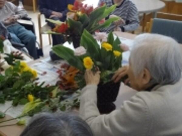 介護老人保健施設　長山（常勤）の准看護師求人メイン写真2